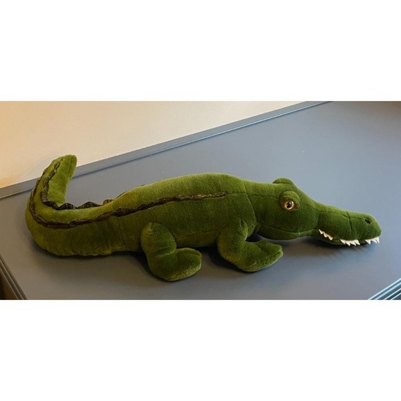 Vintage Disney's Animal Kingdom Alligator Crocodile Plush Toy Large 26 in Green - Picture 2 of 10